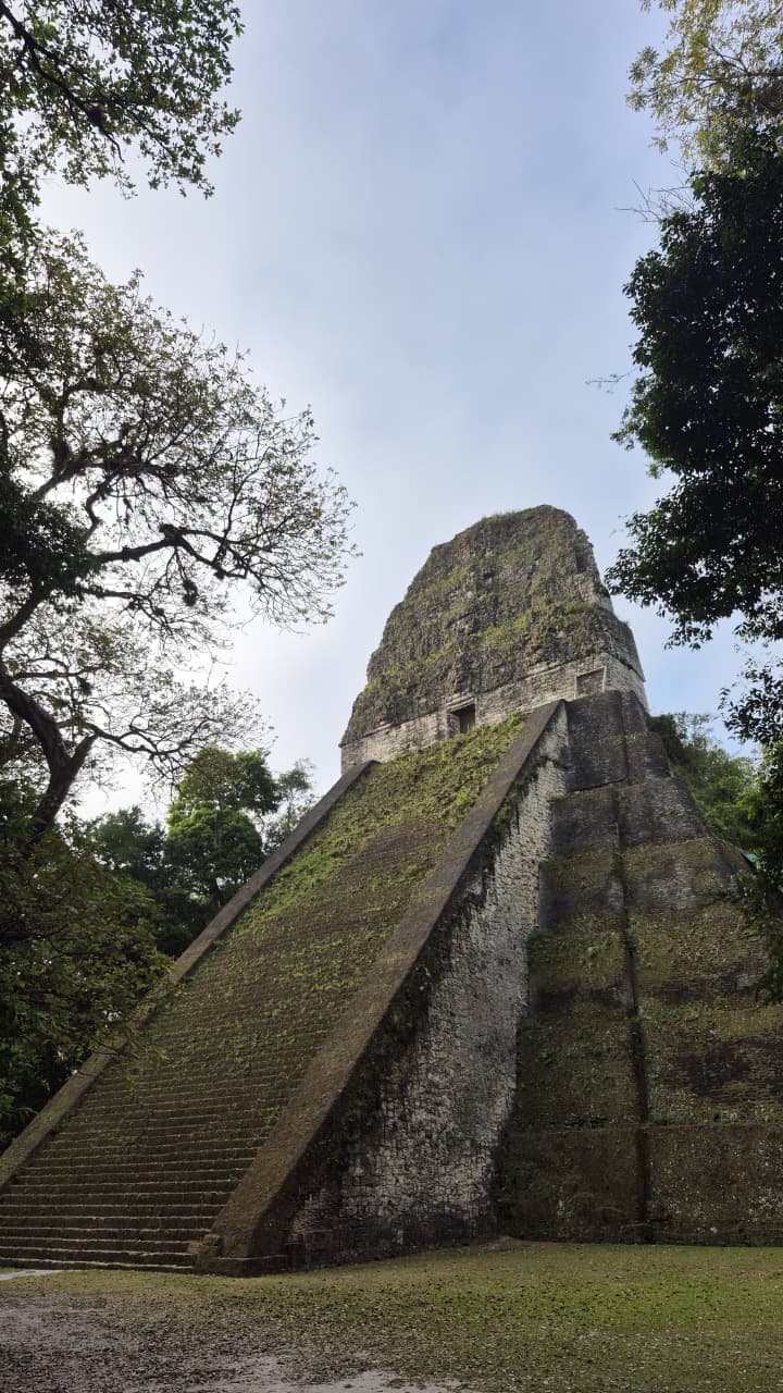 Ciudad Maya Tikal Guatemala - Expedición de aventura en Guatemala